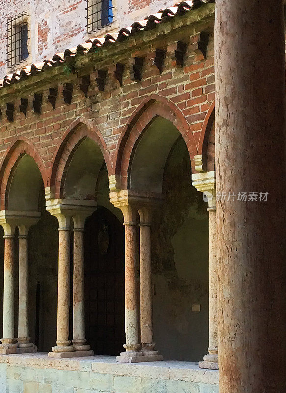 意大利维罗纳:圣芝诺修道院/修道院